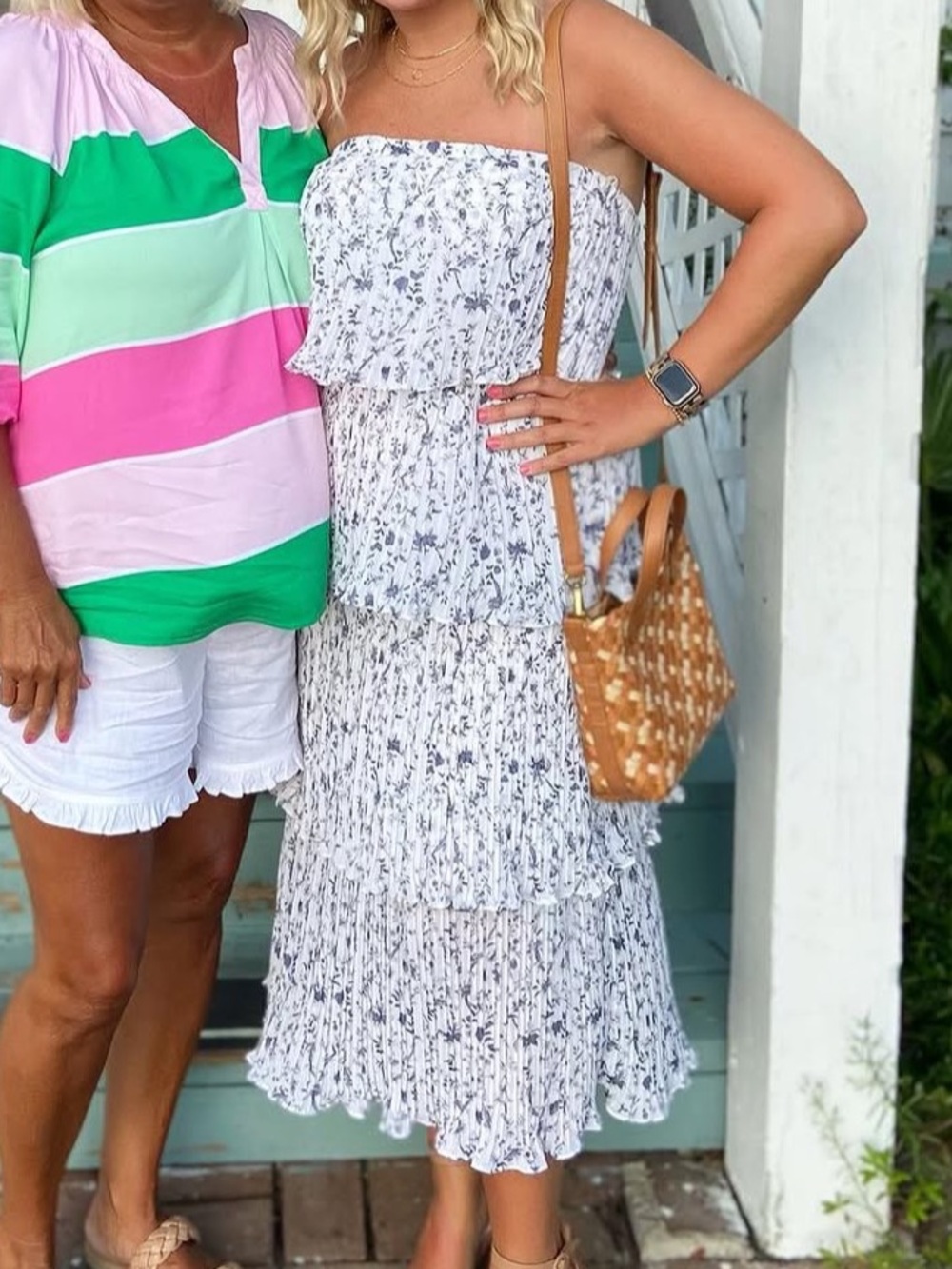 VICI Ruffle Midi dress. Size small